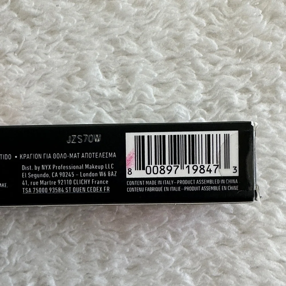 NYX Dazed & Diffused Lipstick - Bold Red